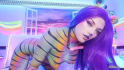 Gorgeous cosplay girl sucks and gets cum in her mouth