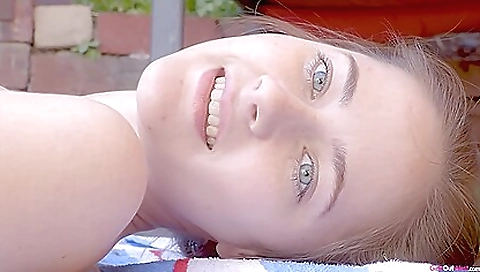 Horny brunette with a sexy body enjoys a hot blowjob