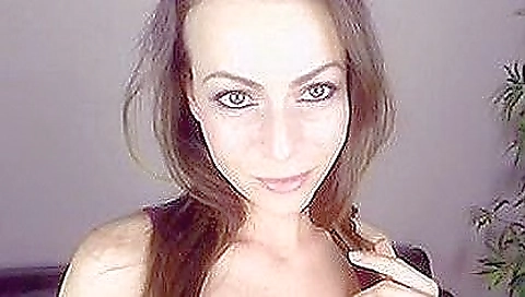 Nude casting for a porn movie with a stunning model