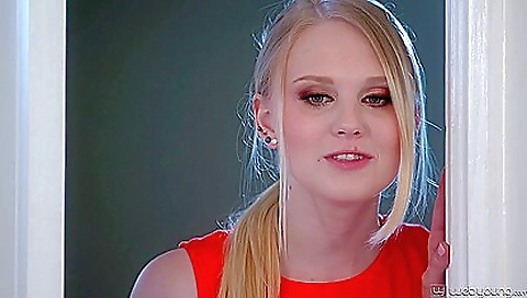 Blonde lesbian teen gets her pussy fucked on the floor