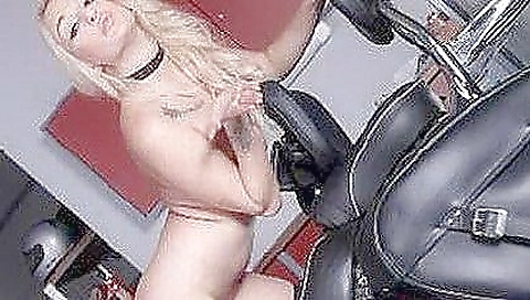 Slender babe with small boobs gives blowjob in vr porn