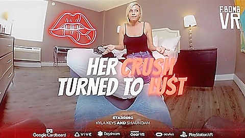 Mature blonde with tattoos is fucking in high heels