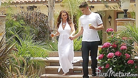 Lustful brunette in a sexy bikini enjoys cunnilingus