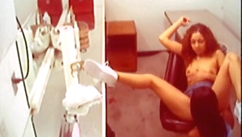 Black haired teen is with a brunette who loves cunnilingus