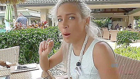 Kacey Jordan In Kacey Puts Her Mouth To Good Use In Hawaii